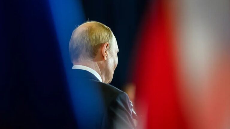 PUTIN ESGRIME EL PRECEDENTE UCRANIANO CONTRA LA ARMENIA PROEUROPEA.