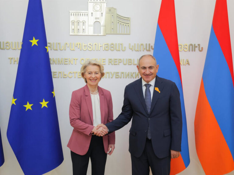 VIDEO: EN EREVÁN, VON DER LEYEN OFRECE ACCESO AL MERCADO DE LA UE A ARMENIA FRENTE A LA COERCIÓN ECONÓMICA DE RUSIA.