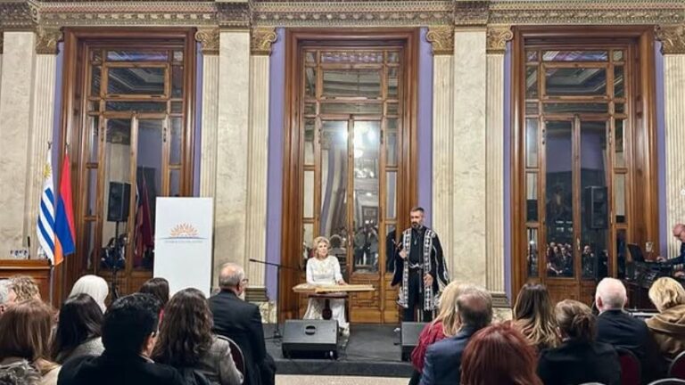 VIDEO: «CONCIERTO POR LA PAZ EN EL MUNDO» POR GAGIK GASPARYAN Y HASMIK LEYLOYAN – PALACIO LEGISLATIVO DE URUGUAY.