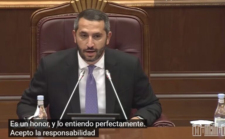 VIDEO: DISCURSO DE RUBEN RUBINYAN, ELEGIDO PRESIDENTE DEL PARLAMENTO ARMENIO.