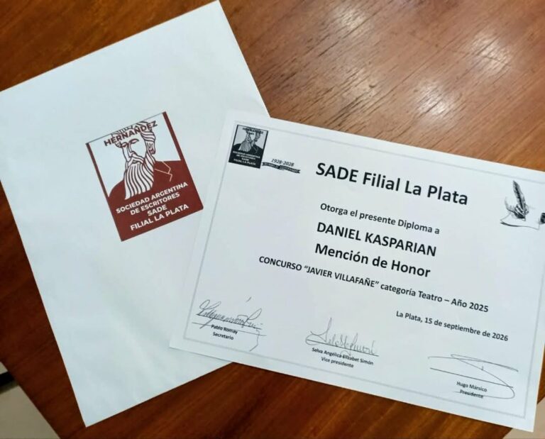 DANIEL KASPARIAN RECIBIÓ PREMIO DE SADE LA PLATA POR SU OBRA «CONSULTORIO DE GENIOS», HOMENAJE AL DR.FAVALORO – SE HARÁ EN TEATRO.